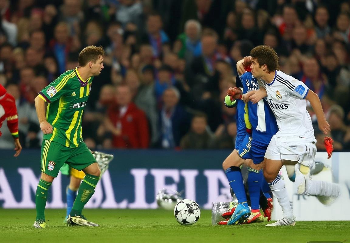 2014欧冠半决赛：拜仁慕尼黑VS皇家马德里巅峰对决回顾(图1)