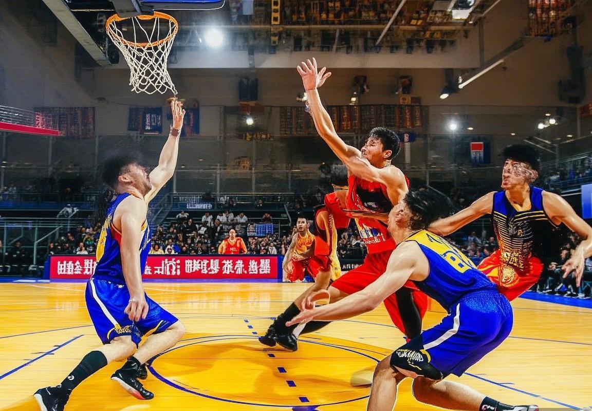 CBA巅峰对决：辽津战技解析与精彩点评(图1)